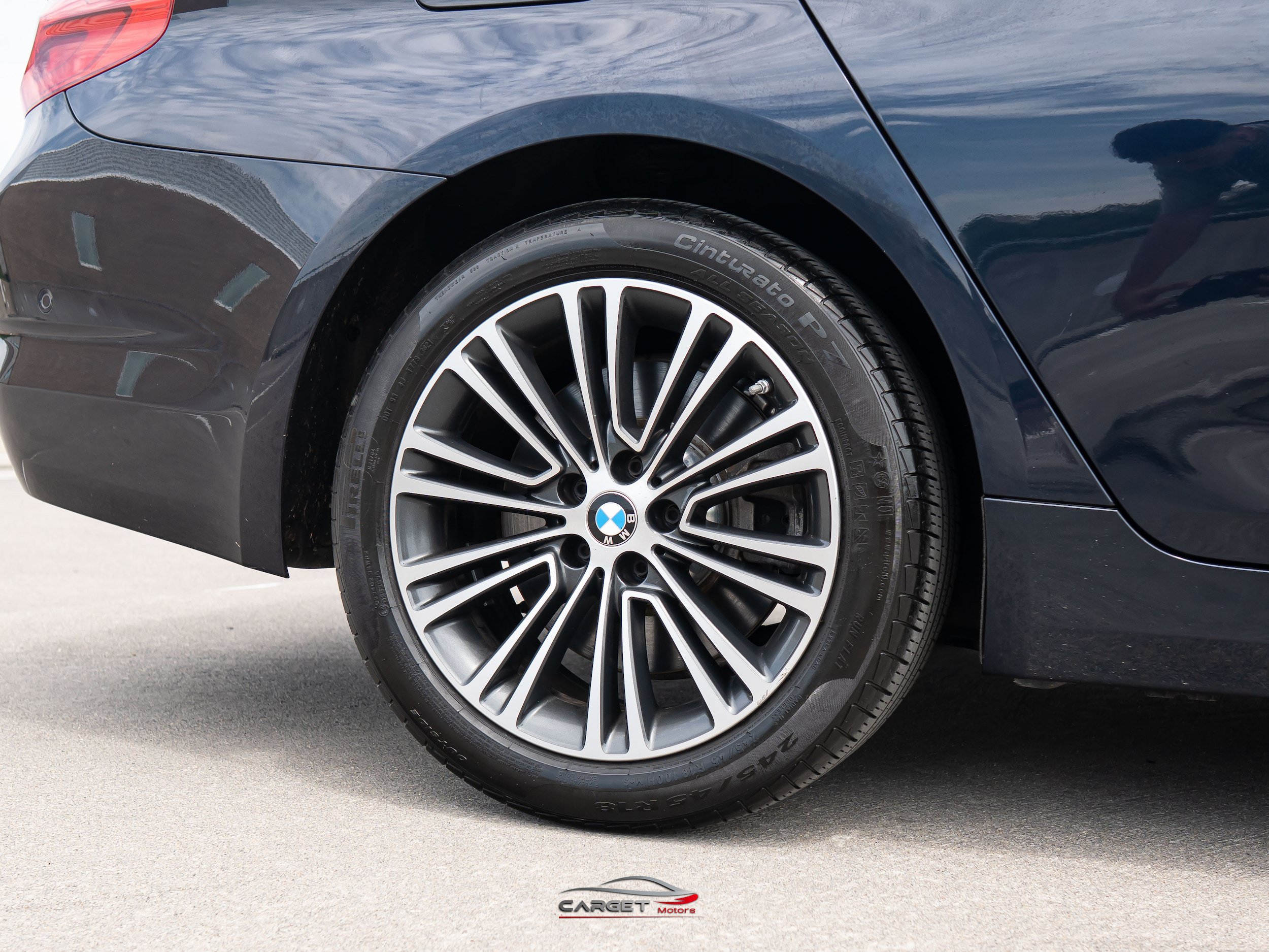 Used 2017 BMW 540i xDrive AWD/4WD image 11