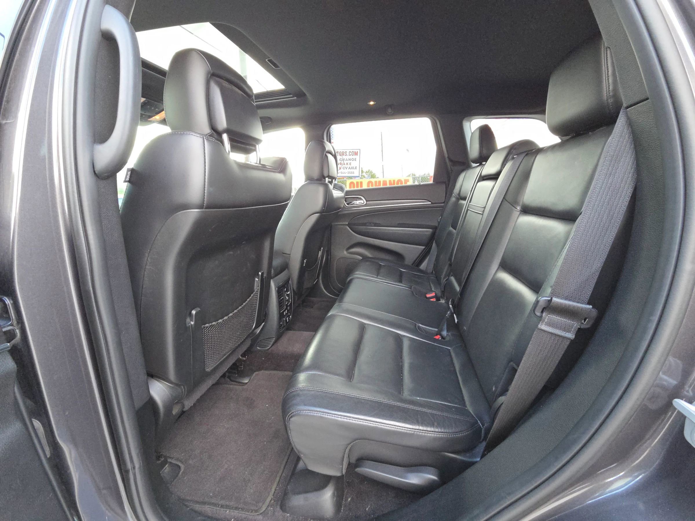 Used 2018 Jeep Grand Cherokee Limited image 22
