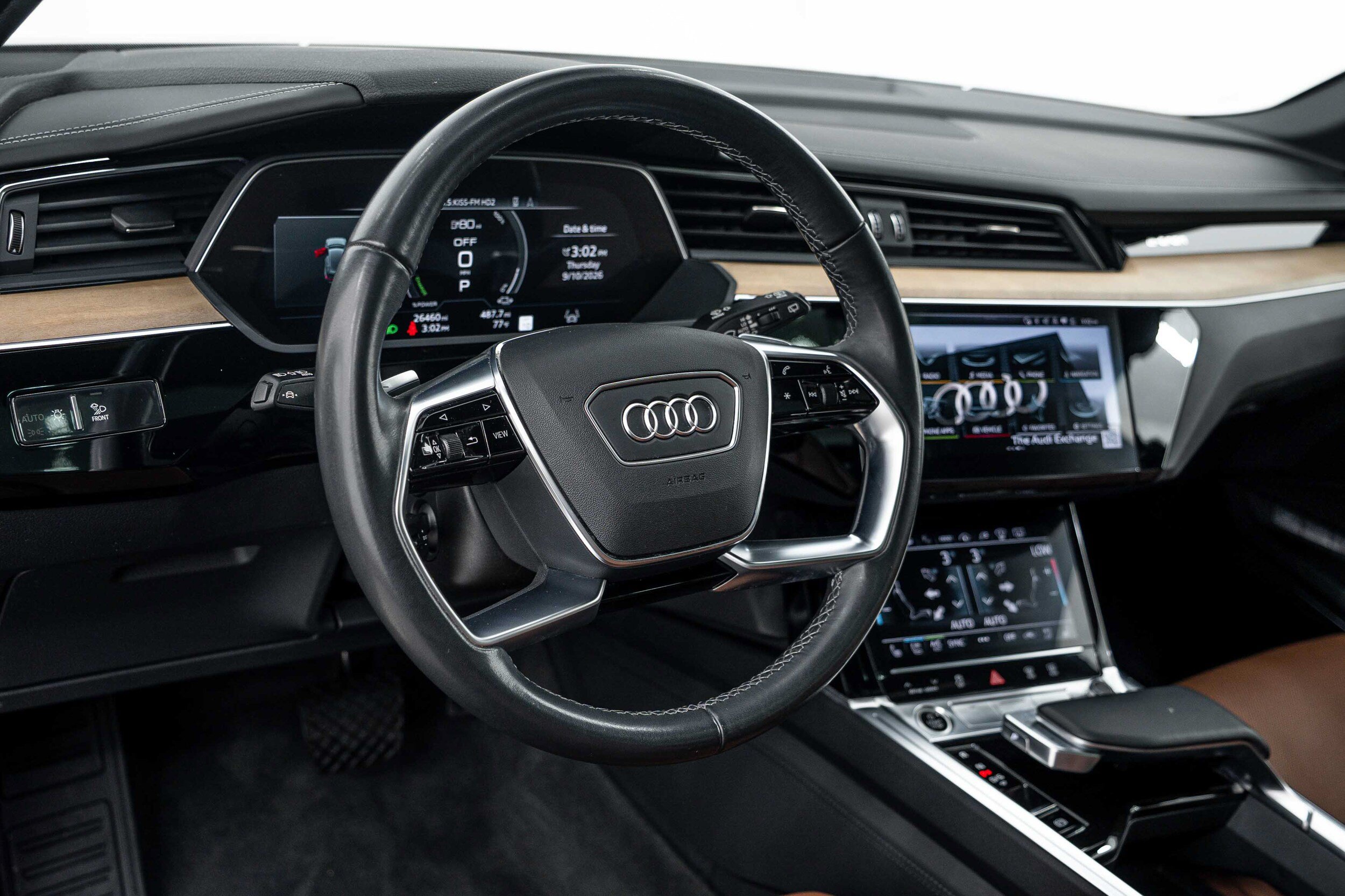 Certified 2024 Audi Q8 e-tron Prestige AWD/4WD image 9