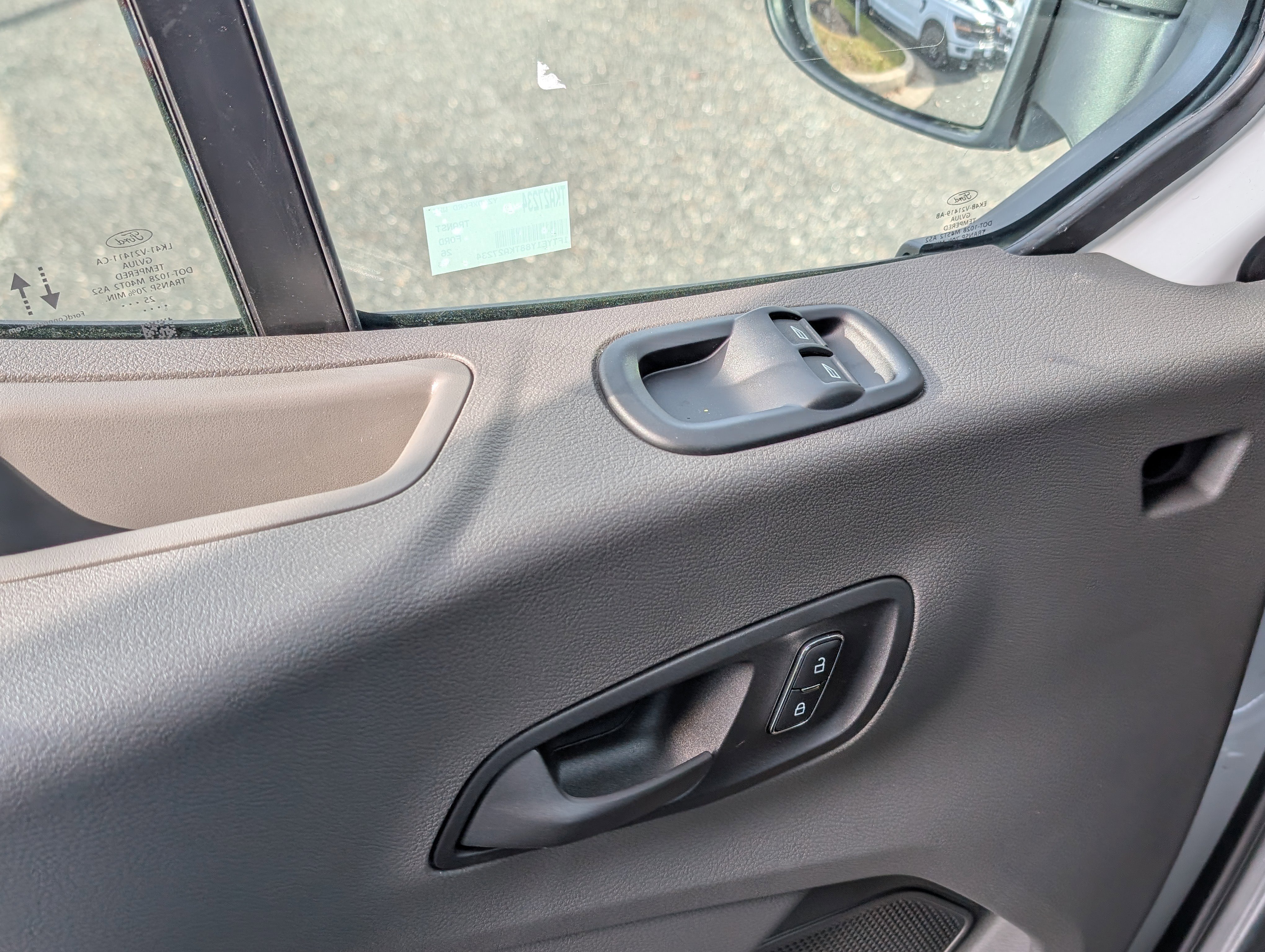 New 2026 Ford Transit 150 Low Roof w/ Load Area Protection Package RWD image 14