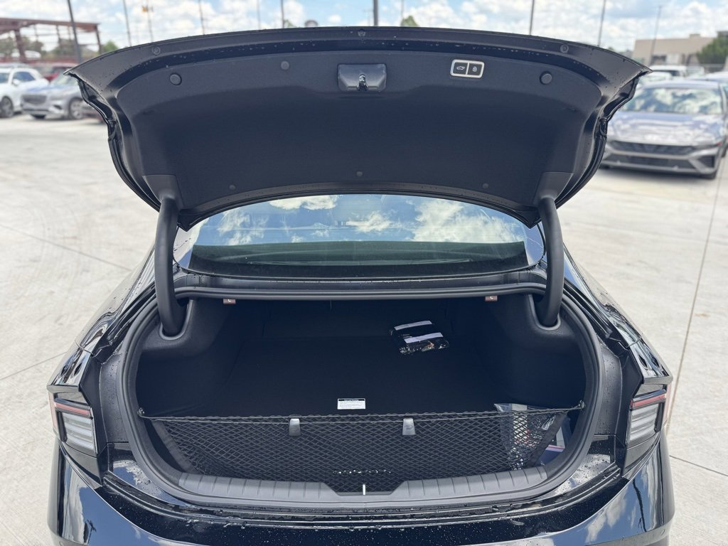 New 2025 Hyundai Sonata Limited image 14