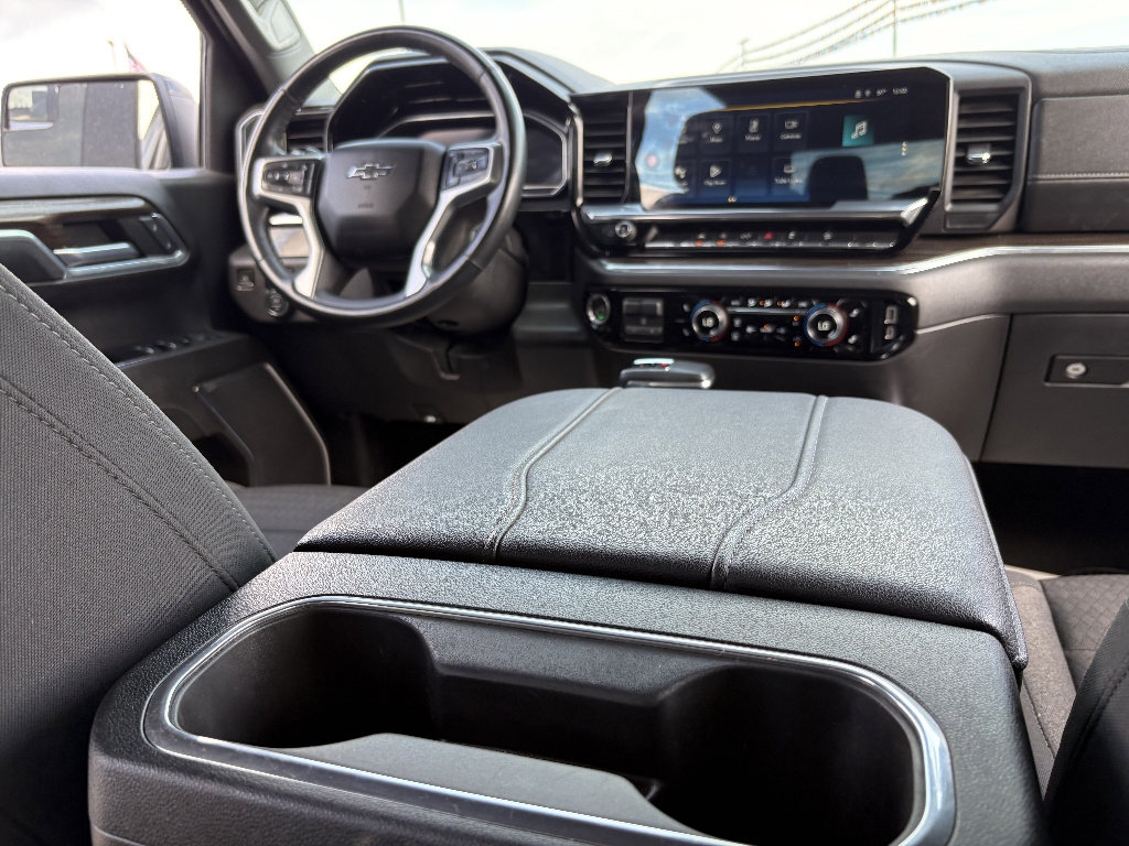 Used 2023 Chevrolet Silverado 1500 RST w/ Z71 Off-Road Package image 24