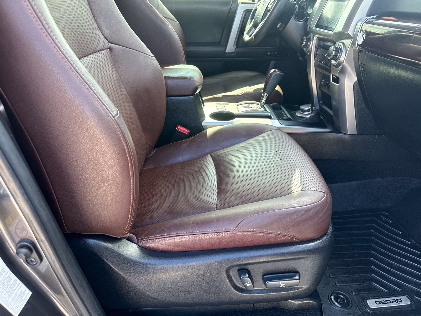 Used 2017 Toyota 4Runner Limited AWD/4WD image 26