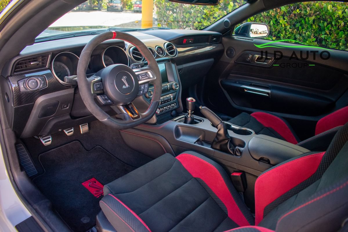 Used 2019 Ford Mustang Shelby GT350R w/ GT350R Equipment Group 920A RWD image 7
