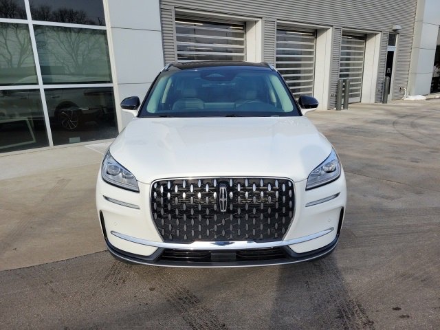 Certified 2024 Lincoln Corsair Reserve w/ Equipment Group 201A image 9