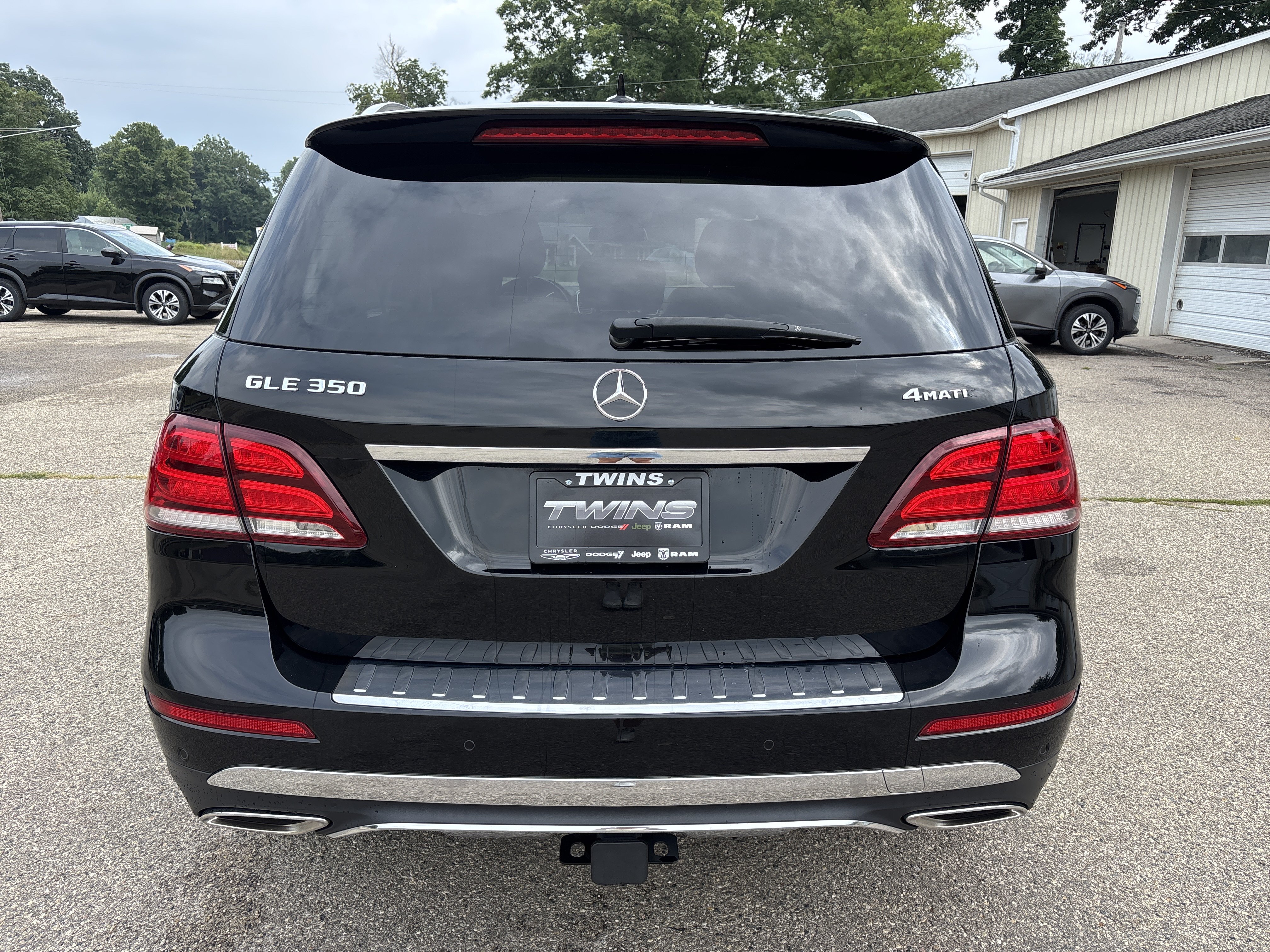 Used 2017 Mercedes-Benz GLE 350 4MATIC w/ Premium 1 Package image 4