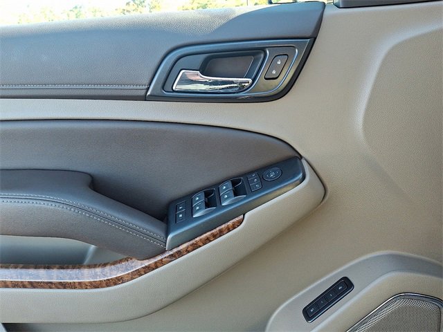 Used 2020 Chevrolet Suburban Premier image 13