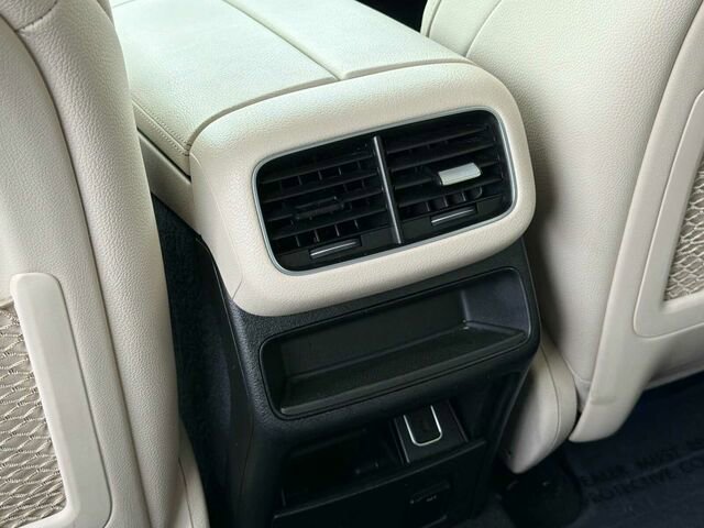 Used 2022 Mercedes-Benz GLE 350 4MATIC image 16