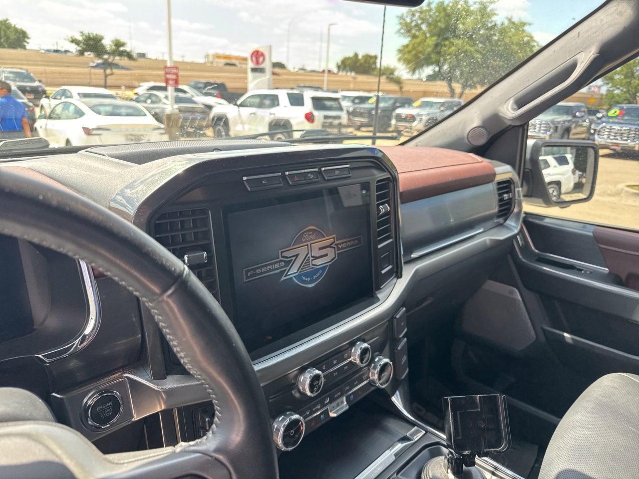Used 2023 Ford F150 Lariat AWD/4WD image 7