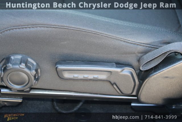 Used 2021 Jeep Wrangler Unlimited Sport image 37