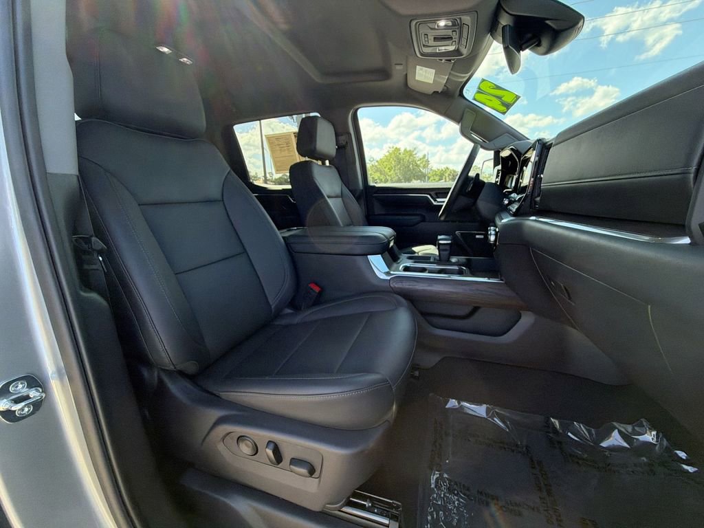 Used 2024 GMC Sierra 1500 SLT w/ SLT Premium Plus Package AWD/4WD image 13