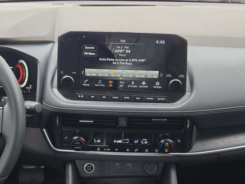 Used 2023 Nissan Rogue Platinum FWD image 22