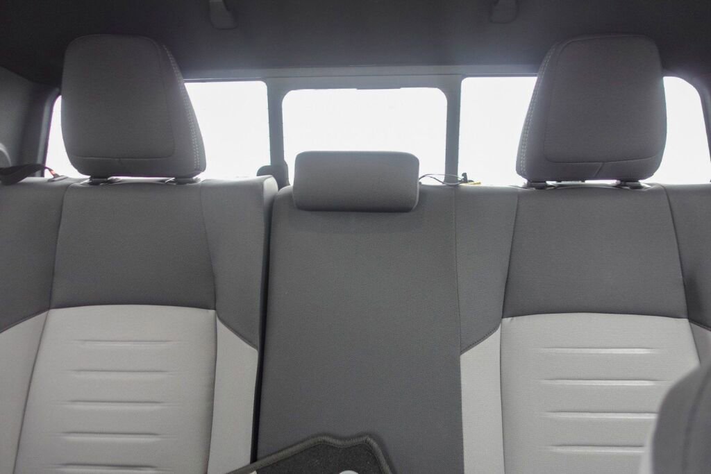 Certified 2025 Toyota Tacoma TRD Off-Road image 16