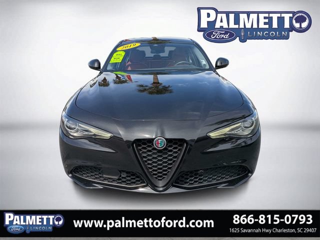 Used 2019 Alfa Romeo Giulia Ti w/ Quick Order Package 22X Lusso AWD/4WD image 8