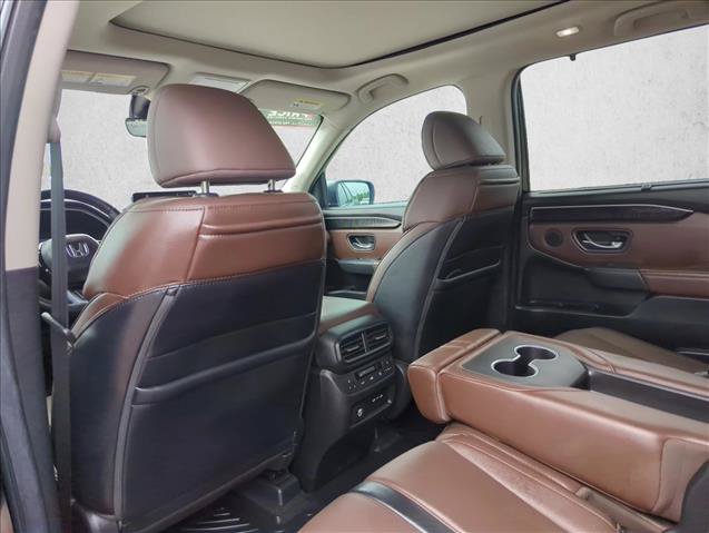 Used 2025 Honda Pilot Elite image 17
