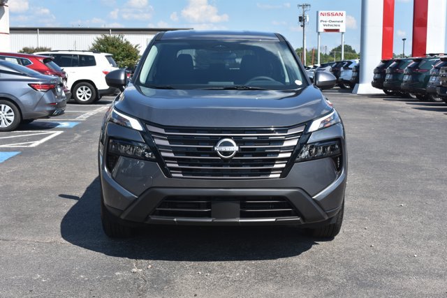 New 2026 Nissan Rogue SV AWD/4WD image 2