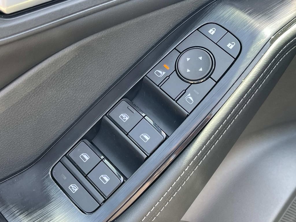 New 2026 Nissan Rogue SV FWD image 24