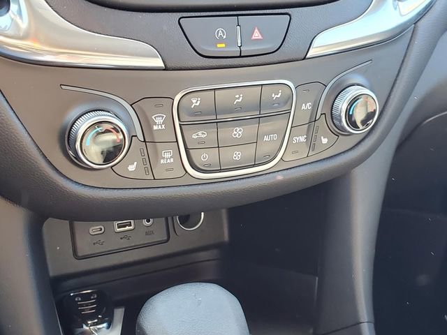 Used 2022 Chevrolet Equinox LT w/ Driver Convenience Package image 23