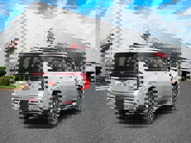 New 2025 Nissan Armada Platinum Reserve image 2