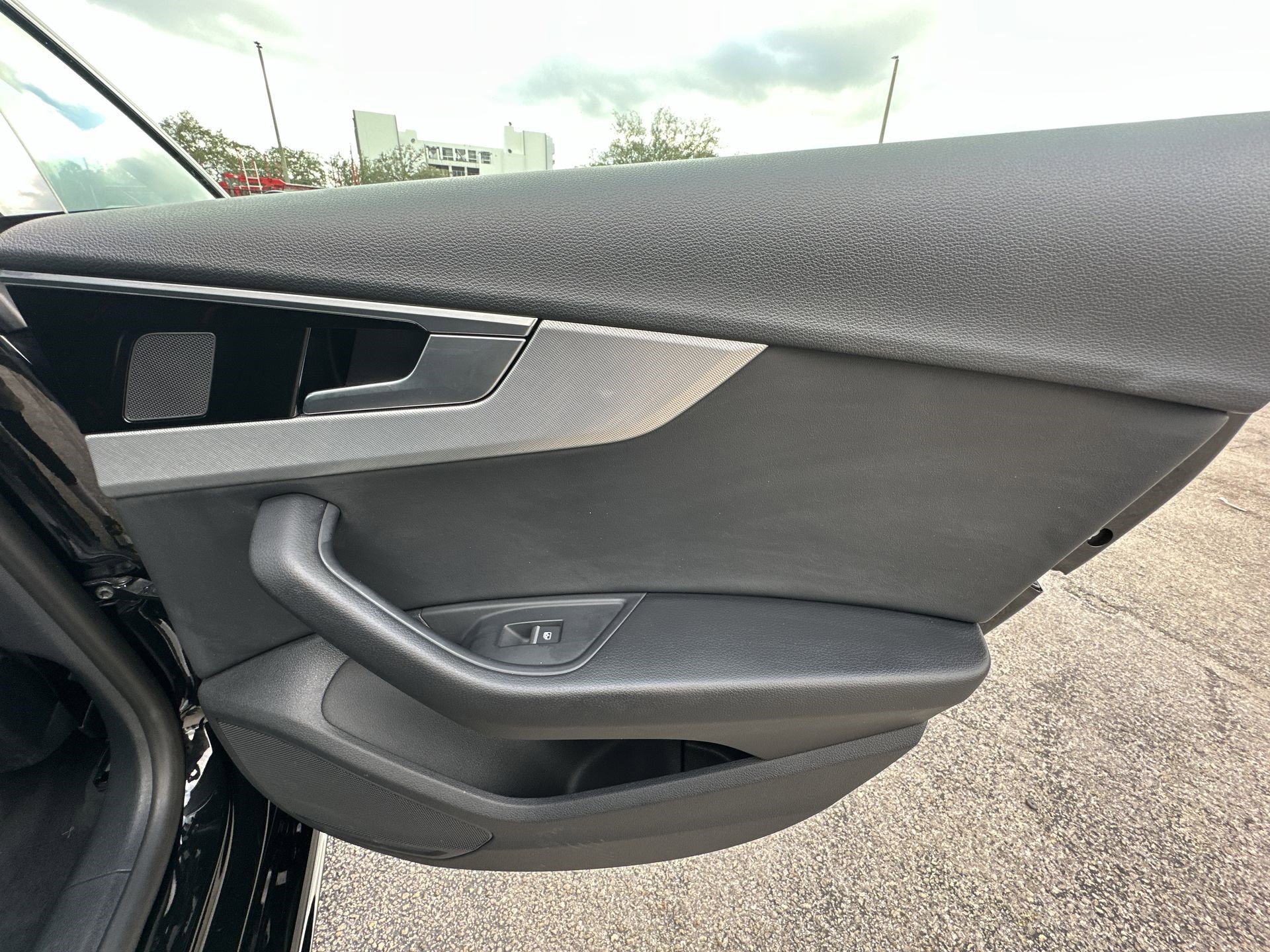 Used 2025 Audi A5 2.0T Premium Plus image 32