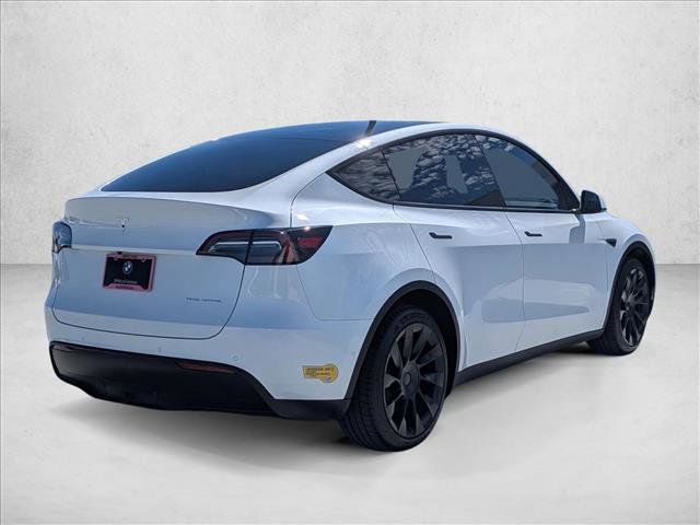 Used 2022 Tesla Model Y Long Range image 5