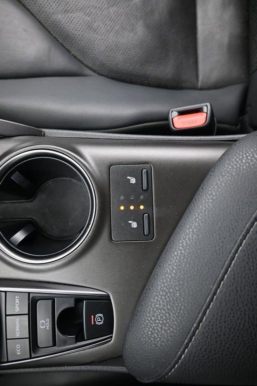 Used 2023 Toyota Camry XSE image 29