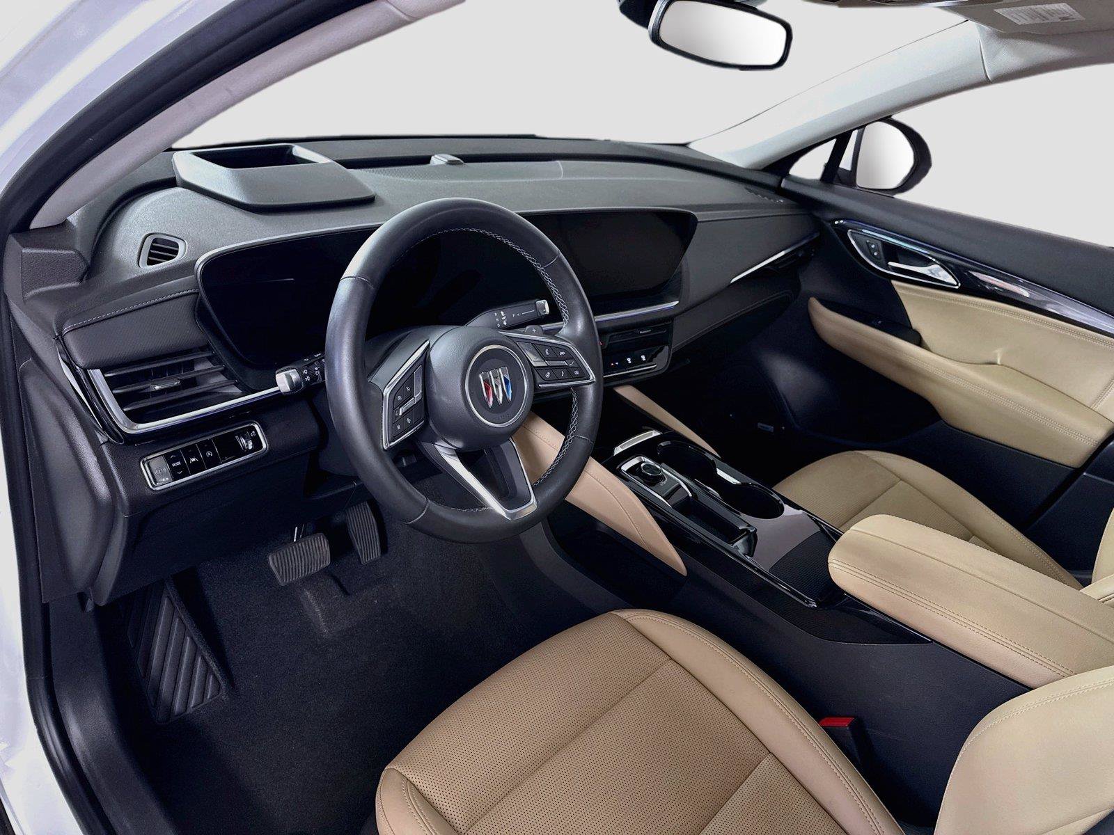 Used 2024 Buick Envision Preferred AWD/4WD image 3