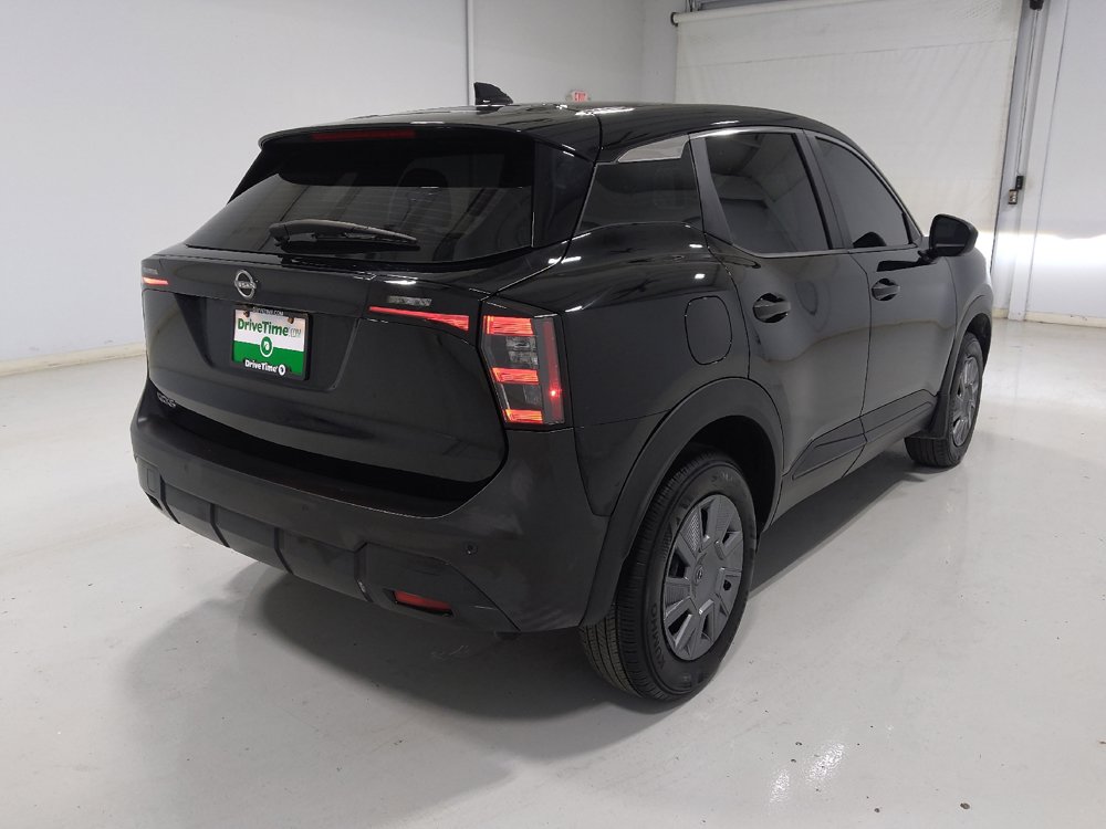 Used 2025 Nissan Kicks S FWD image 9