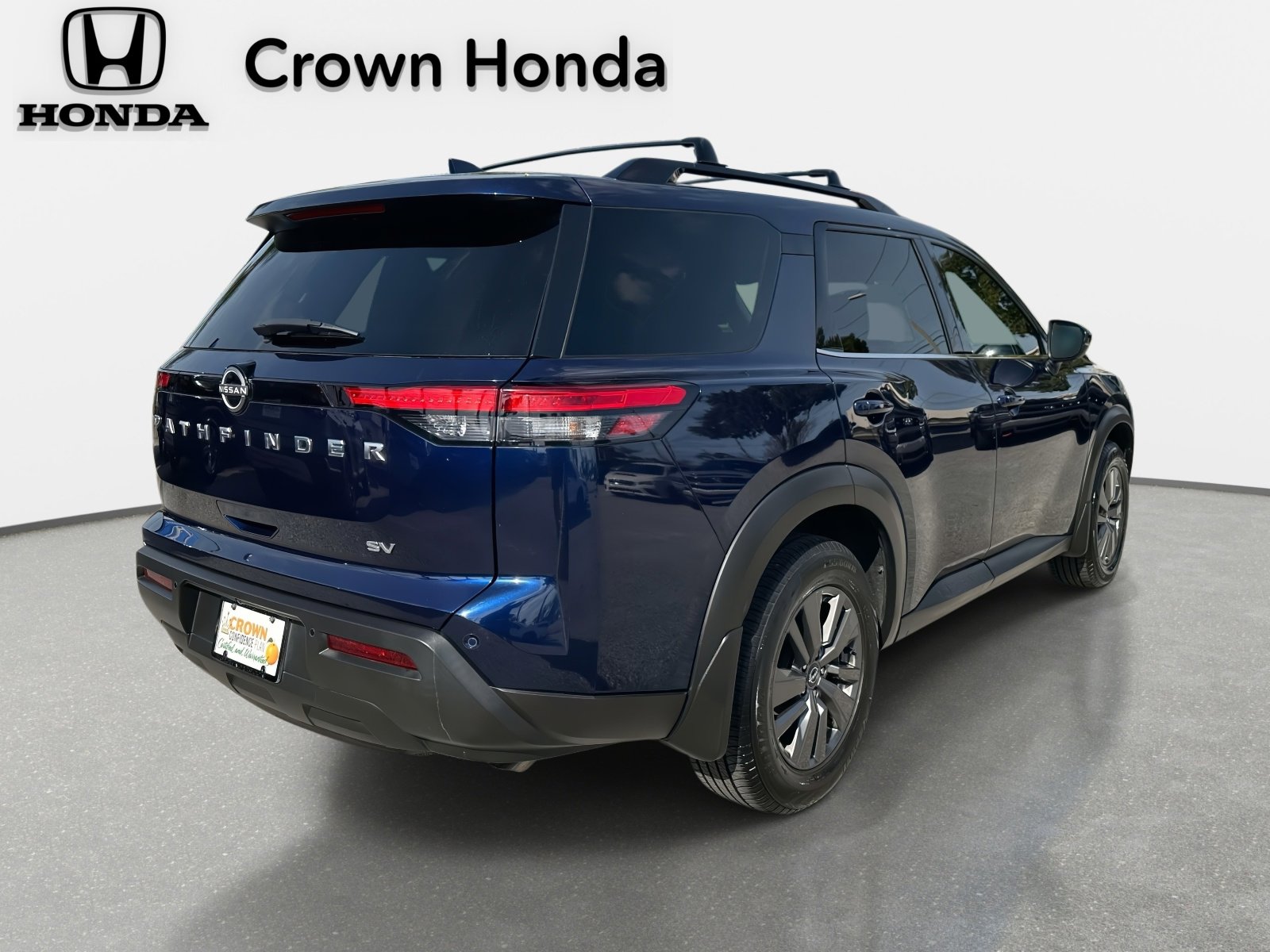 Used 2022 Nissan Pathfinder SV image 5