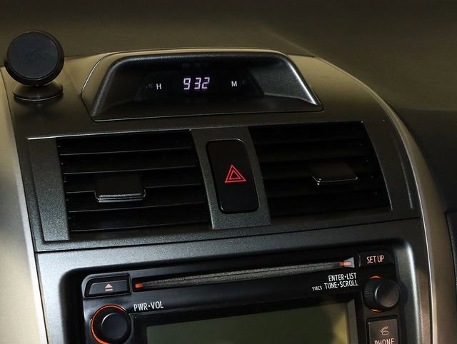 Used 2012 Toyota Corolla S FWD image 17
