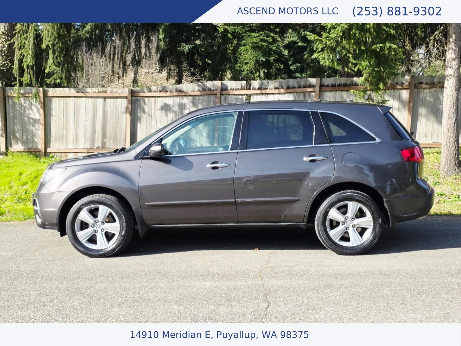 Used 2010 Acura MDX w/ Technology & Entertainment image 2