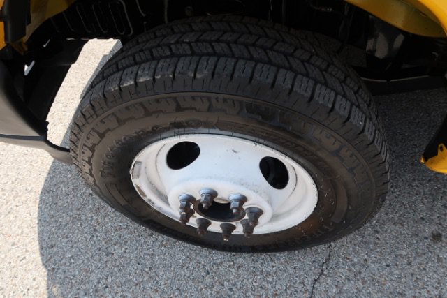Used 2022 Ford E-350 and Econoline 350 Super Duty RWD image 13