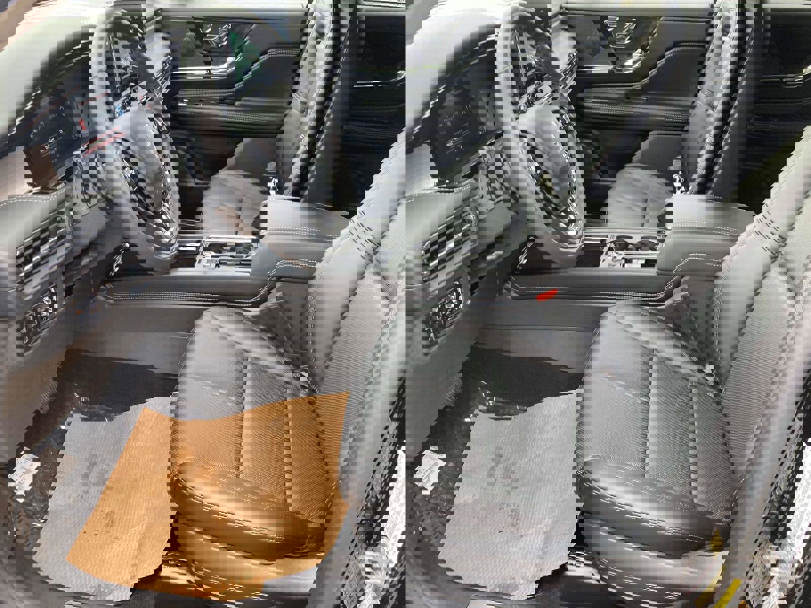 New 2025 Lincoln Corsair Grand Touring image 21