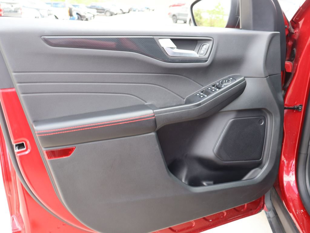 Certified 2023 Ford Escape ST-Line w/ Tech Pack #1 image 22