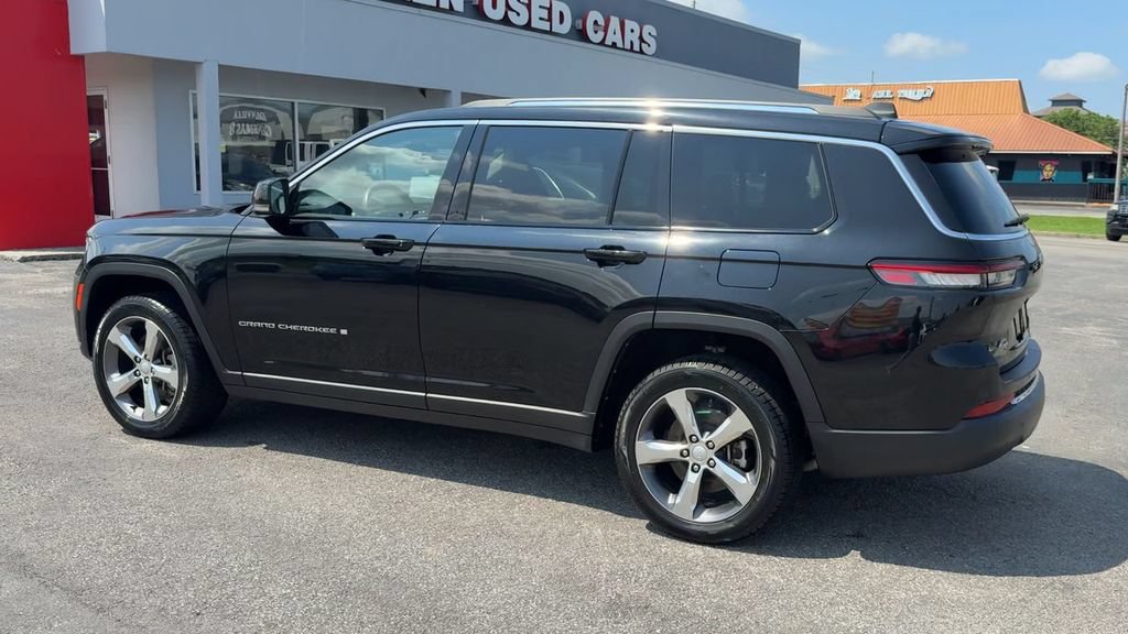 Used 2021 Jeep Grand Cherokee L Limited AWD/4WD image 4