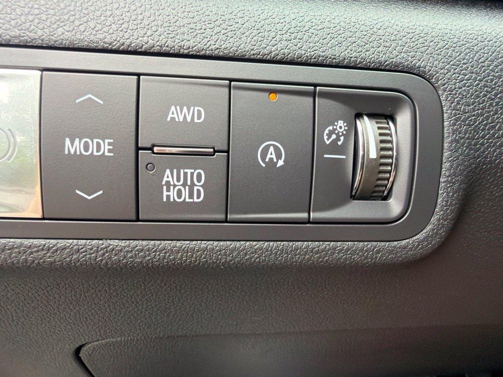 New 2026 GMC Terrain AT4 w/ Technology Package II AWD/4WD image 16