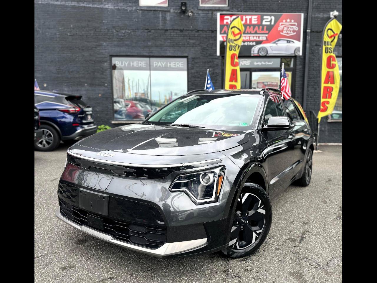 Used 2023 Kia Niro Wind FWD image 1