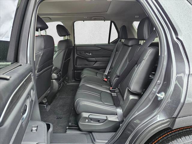 New 2026 Honda Pilot Touring image 13