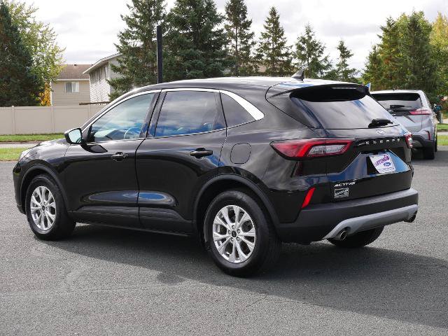 Certified 2023 Ford Escape Active w/ Cold Weather Package FWD image 3