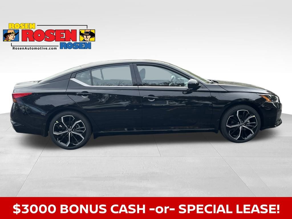 New 2025 Nissan Altima 2.5 SR w/ SR Premium Package image 6