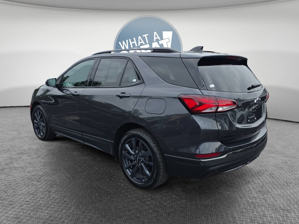 Used 2022 Chevrolet Equinox RS w/ LPO, Floor Liner Package FWD image 6