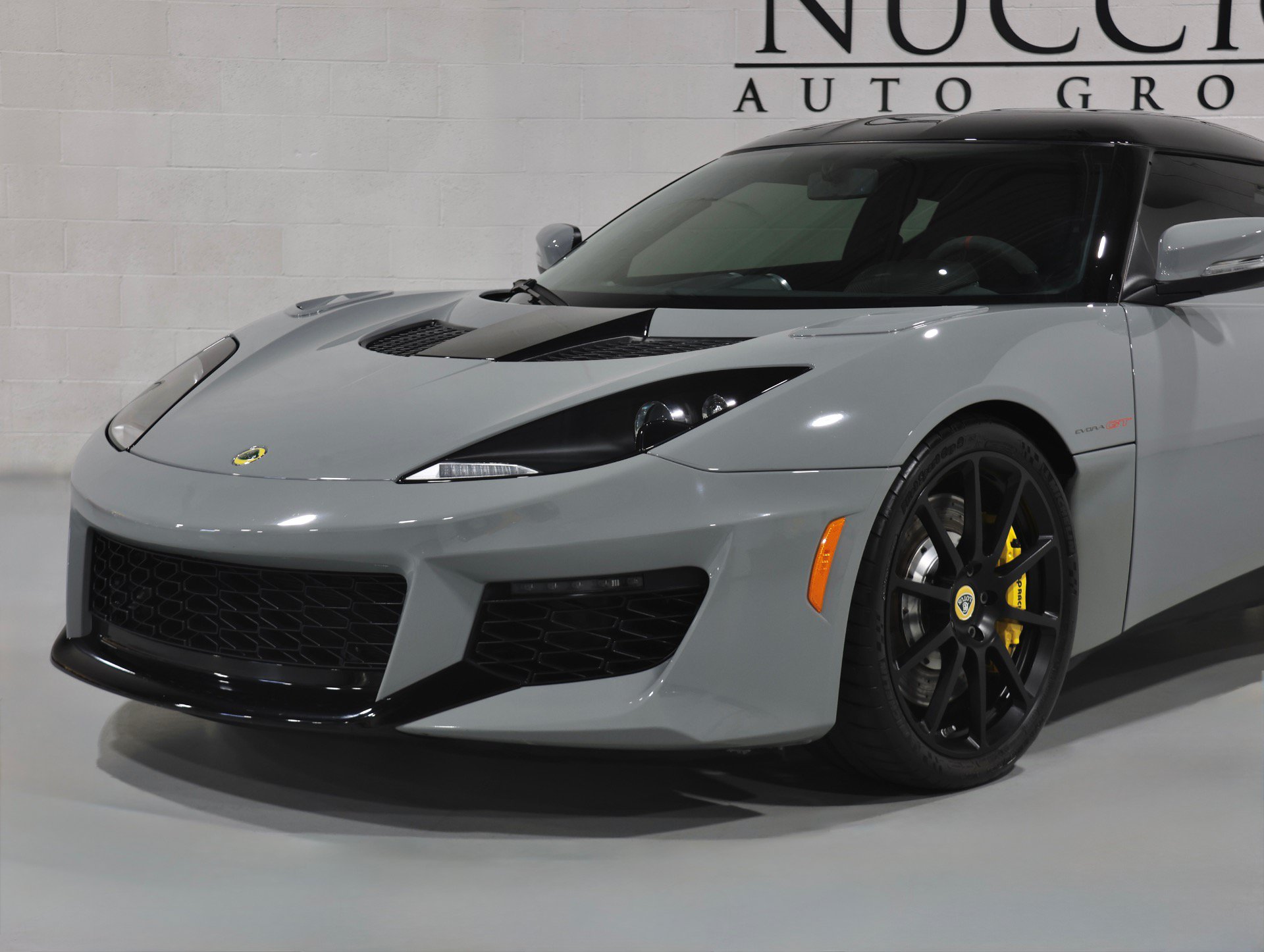 Used 2020 Lotus Evora RWD image 42