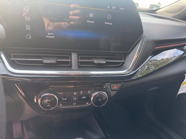 New 2026 Chevrolet Trax RS w/ Sunroof Package FWD image 22