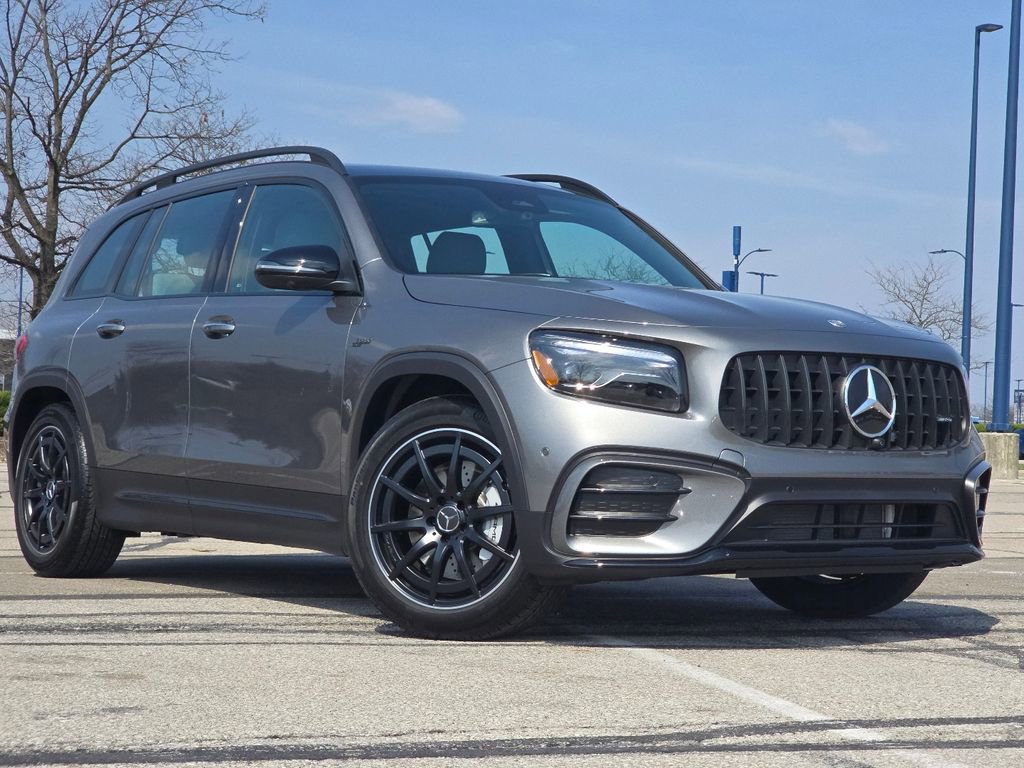 New 2026 Mercedes-Benz GLB 35 AMG 4MATIC image 2