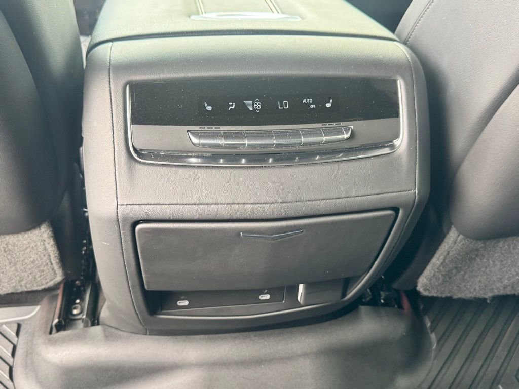 Used 2022 Cadillac Escalade Sport w/ Touring Package RWD image 19