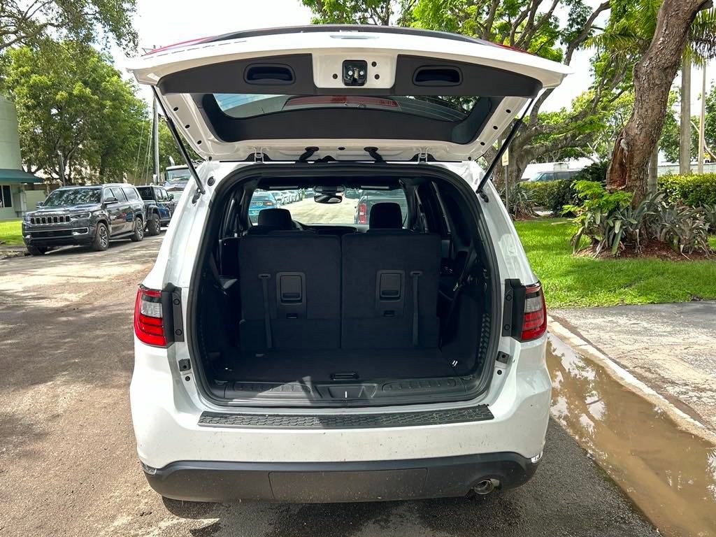 New 2024 Dodge Durango SXT w/ 3rd Row Seating Group image 30