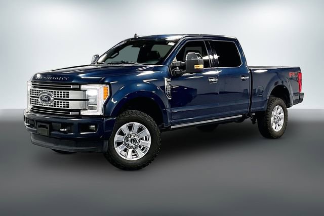 Used 2019 Ford F250 Platinum w/ Platinum Ultimate Package image 2