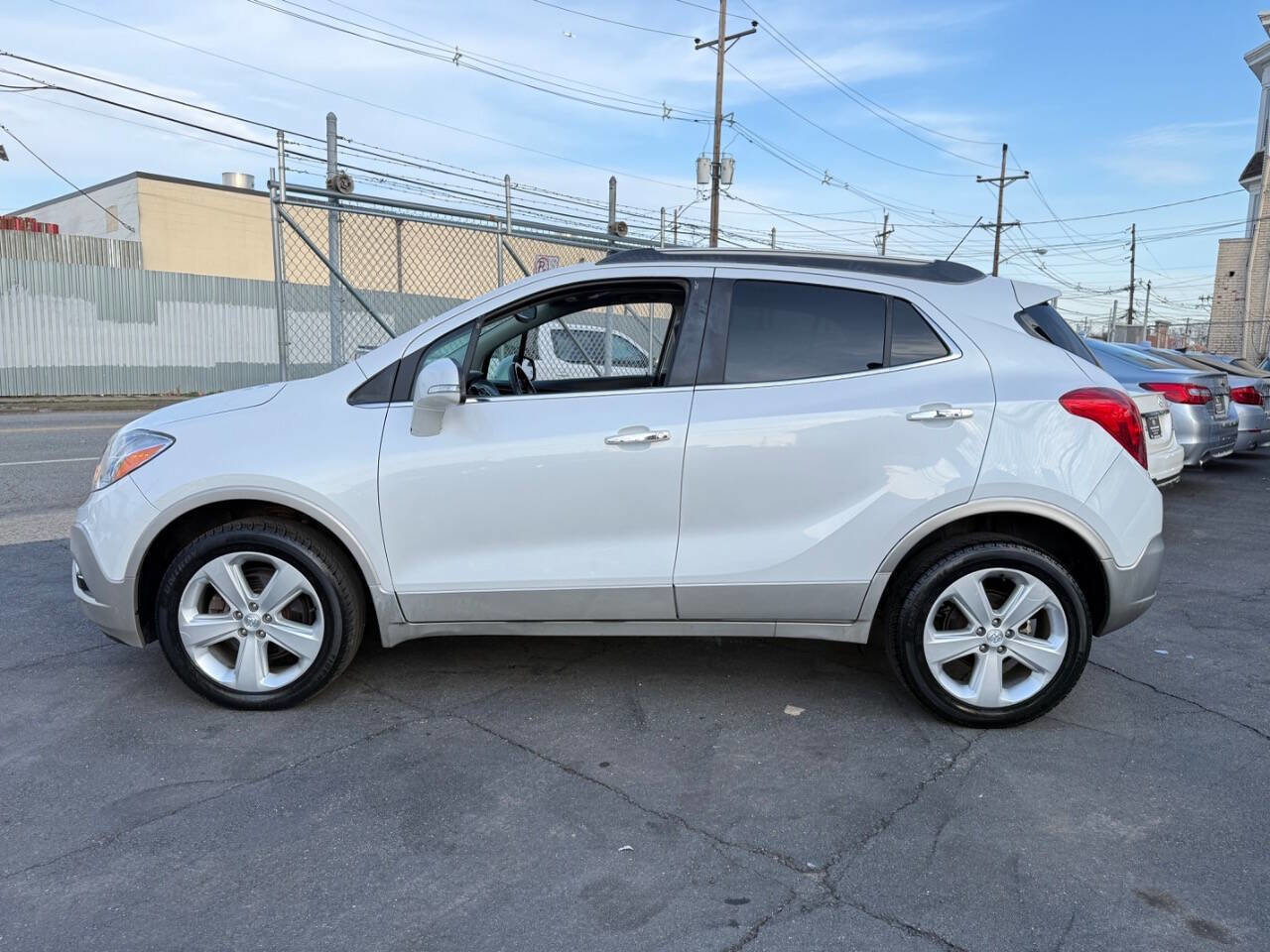 Used 2015 Buick Encore Convenience image 2