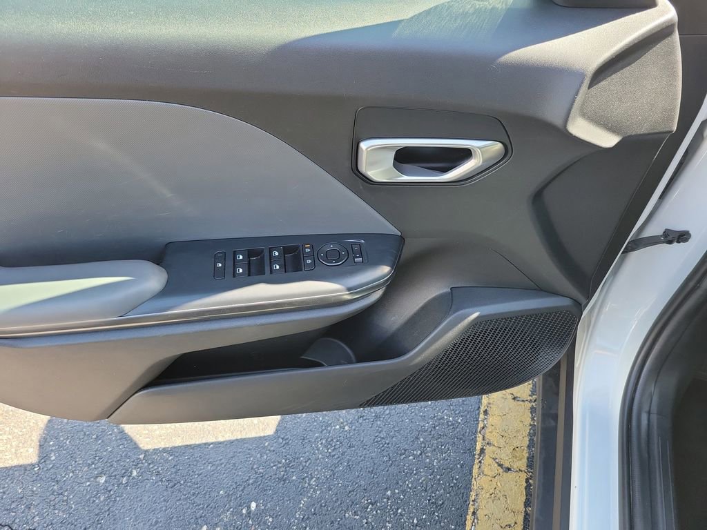Used 2025 Kia K4 FWD image 20