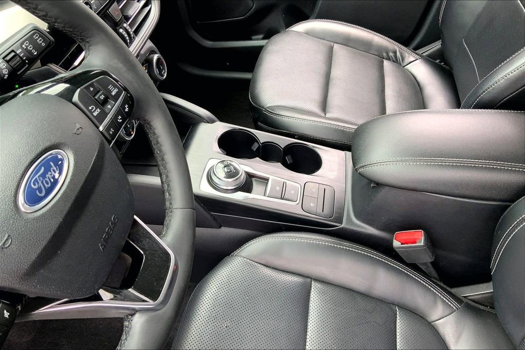 Used 2022 Ford Escape SEL FWD image 13
